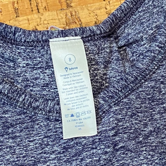 Ivivva Grey long sleeve v-neck shirt - Picture 2 of 4